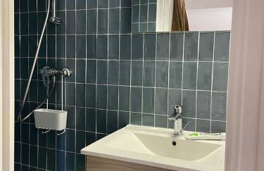 Stylish Marseille Prado Loft Walk to velodrome and metro - Foto 14