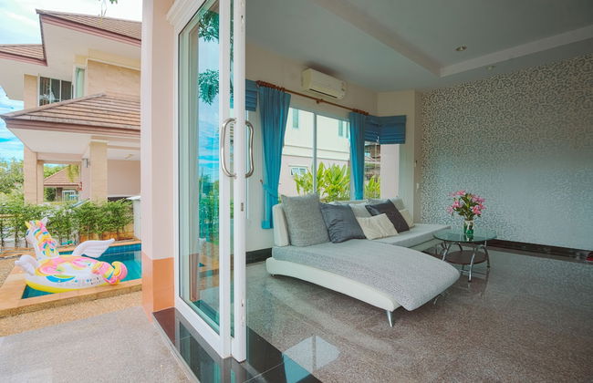 June Pool Villa - Photo 25