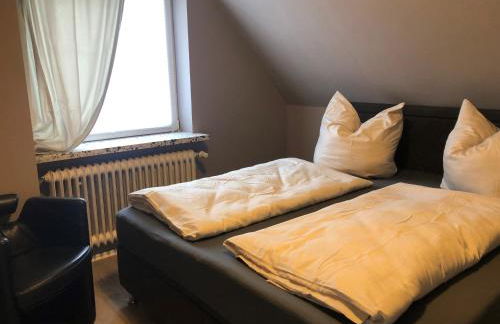 Geräumiges Haus mit viel Platz, Garten und den Parkplätzen - Foto 24