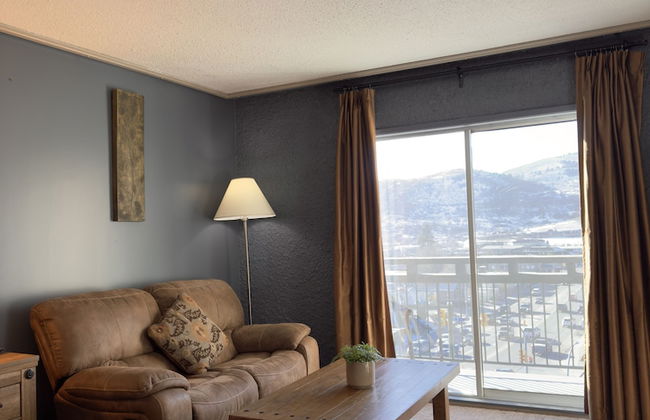 Divya Sutra Plaza and Conference Centre, Vernon, BC - Foto 26