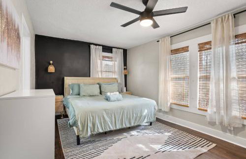 Historic 4BR Home centrally located in Riverside. - Foto 26