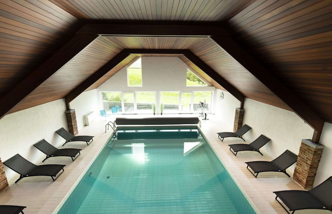 Luxury Villa With an Incredible Private Pool, Close to Maastricht and Liège - Photo 21