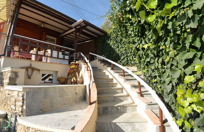 Holiday Home in Massarosa With Pool & Hill Views - Foto 23