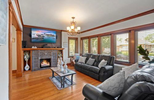 Gold Coast Oasis 2BR Home Near Airports, Game Room, FirePit - Foto 1