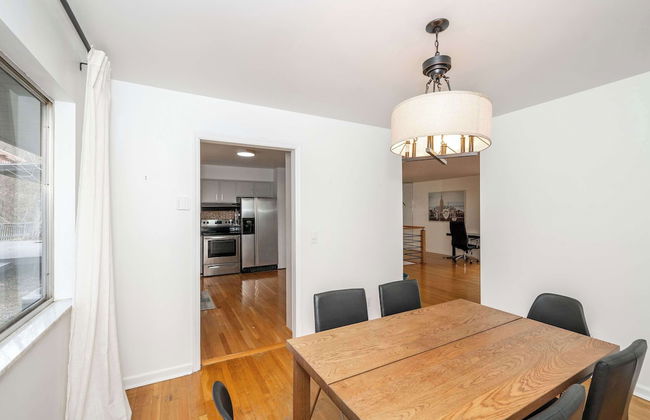 Top Notch City Escape w King Bed - Foto 37