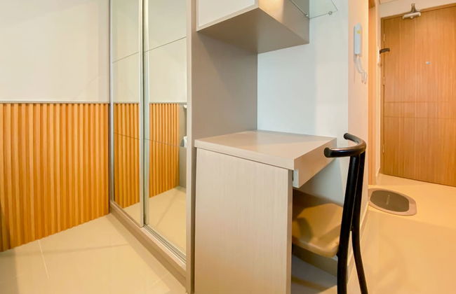 Cozy Stay Studio At Tamansari Iswara Apartment - Foto 7