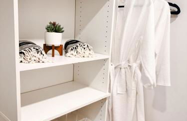 Cedar Haus Modern Family Haven w Game Room Hot Tub EV Charger Fully Fenced Yard Dogs OK - Foto 44