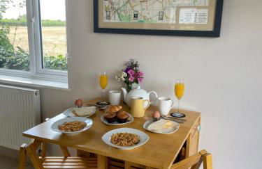 The Annex @ 3 East Town Cottages - Photo 10