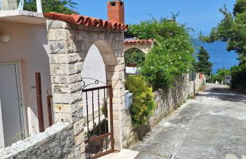 Kuća za odmor Skalina - Sea view - Photo 1