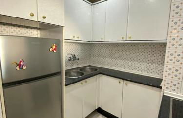 Lovely 1 bedroom apartment with sea views and pool - Photo 18