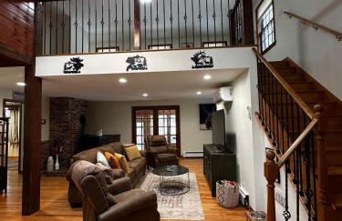 NEW Long Pond Lake View Pet-Friendly Getaway, ME - Foto 16