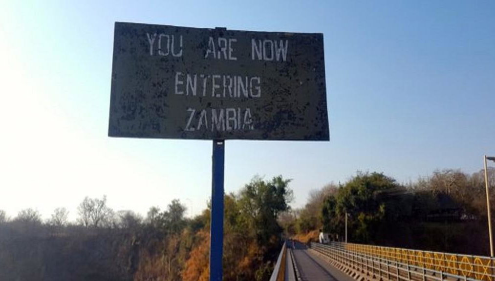 Passagem da Fronteira do Zimbábue para a Zâmbia com Recolha no Aeroporto - Foto 1