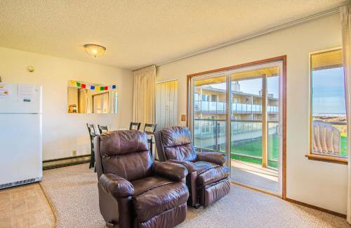 Top Floor Condo right on the Beach - Foto 26