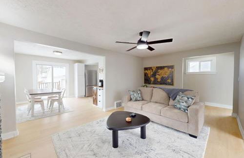 Stylish Home Near Historic Downtown & Lake Erie - Foto 1