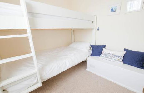 Cloudbreak Braunton, Sleeps 8 - Hot Tub hire - Dog Friendly - Foto 14