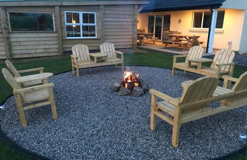 Sleeps 12 Hot Tub Sauna Cinema Pets Welcome - Foto 6