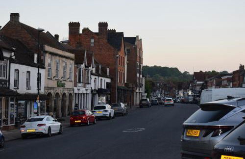 Relax with the whole family at the cosy cottage - Business rates available please enquire - Foto 22