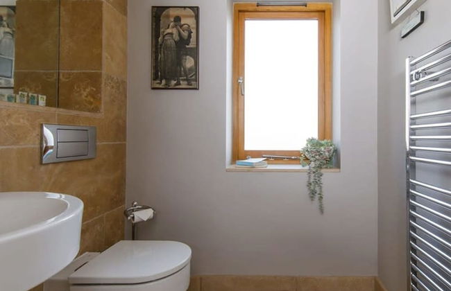 Secluded Barn Style Home With hot tub - Sleeps 12 - Foto 15