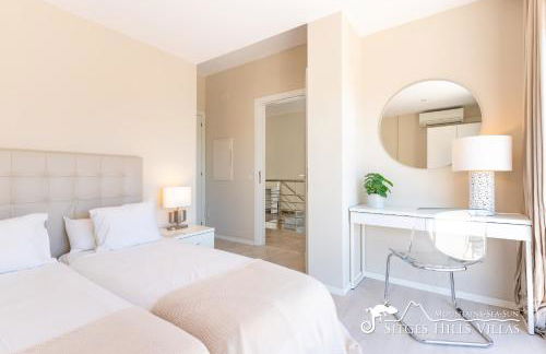 Cool and Stylish Villa Avanti with Private Pool, Beautiful Views and Air Conditioniing - Foto 16