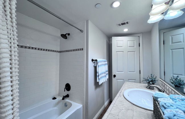 Lovely Anaheim Pool Home 1 Mile to Disney - Foto 12