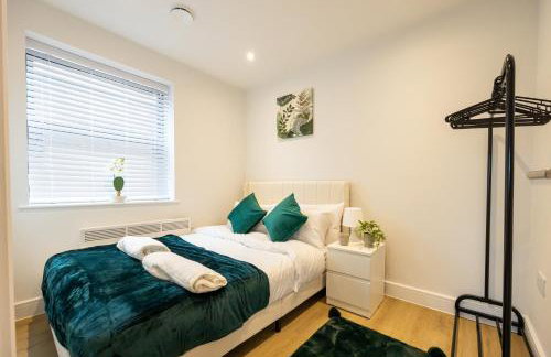 Modern 2 Bed near Wythenshawe Hospital and Manchester Airport With Parking - Foto 14