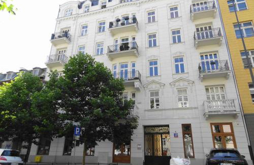 1 Bedroom Apartment 3 minute walk to Wilenska Metro - Foto 13