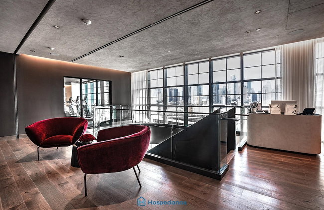 Apartment in New Luxury Condo in Downtown - Photo 75