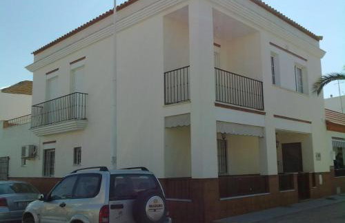 Casa céntrica, 3 dormitorios, gran terraza, cerca de la playa - Foto 18