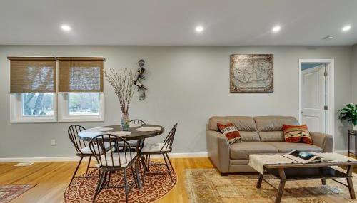 2BR DOG-Friendly Apt in 2-Fam Home - Comfy Retreat - Foto 2