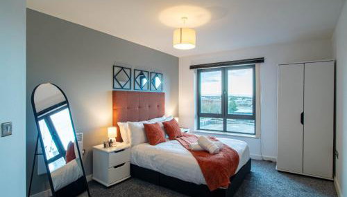 Balcony Waterside 2-Bed Apartment Central Leeds - Foto 2, wardrobe