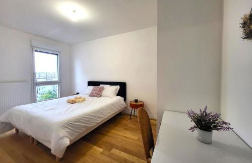 Le Lucie - Bain de lumière au pied du métro - Foto 11