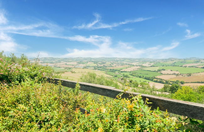 Scenic Apartment in Mombaroccio with Garden near City Center - Foto 35