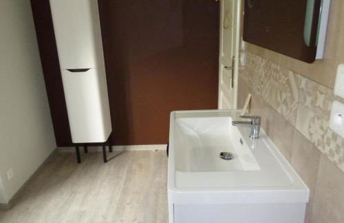 Charmante maison en pierres à Coly - FR-1-616-19 - Foto 9