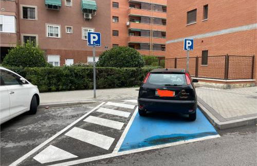 A 4 min andando del metro 3 habitaciones con baño privado - Foto 16