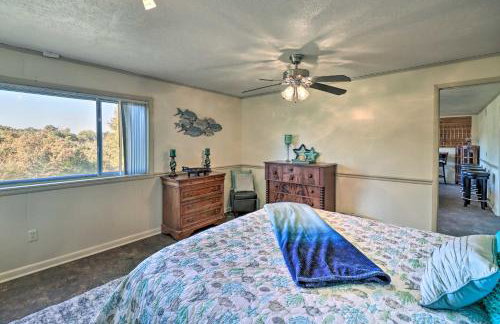 Large Home with Games 4 Mi to Bull Shoals Lake! - Foto 25