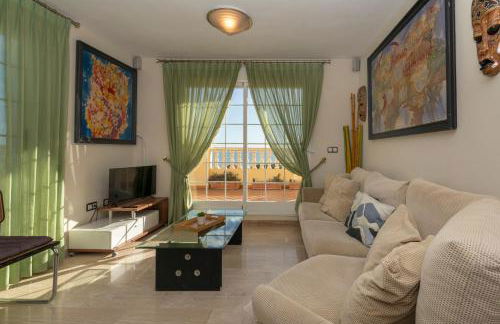 Caleta, ático, 3 dormitorios frente al mar, by Bookindenia - Foto 9