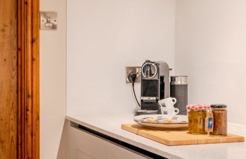 Hill View - Photo 10