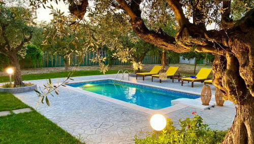 Olive Sense Villa with jacuzzi and sauna - Foto 2, Garden