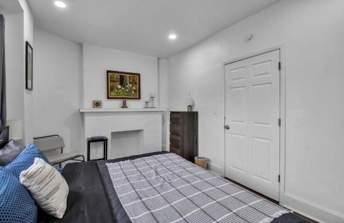 Spacious 4BR Near UB Niagara Falls - Pet Friendly - Photo 19