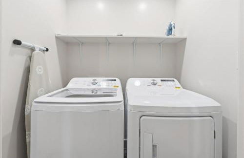 Brand New 5BR house & Carriage House near Downtown - Foto 59