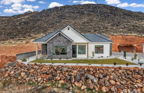 2BR Red Rock Retreat | Near Zion + Sand Hollow - Foto 2