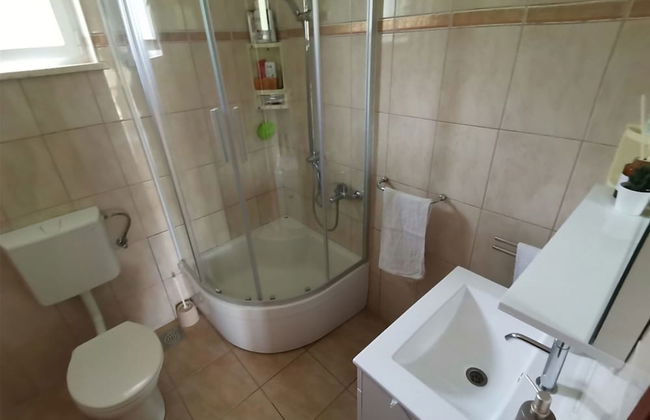 Perfect Getaway Near Korčulas Scenic Sights and Beaches - Photo 10