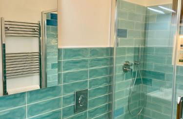 New entire villa with pool and sea views - Photo 26