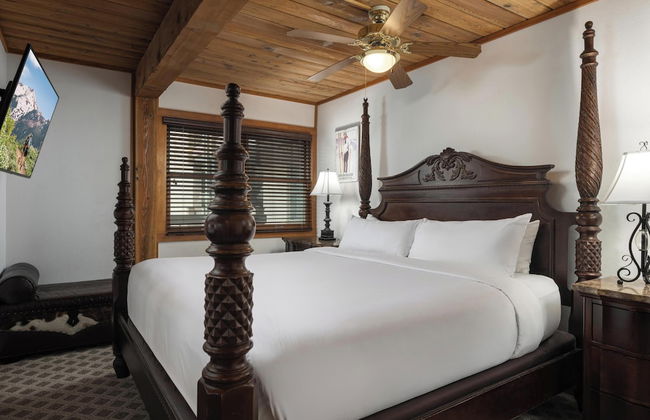 Top of the Village - Photo 74