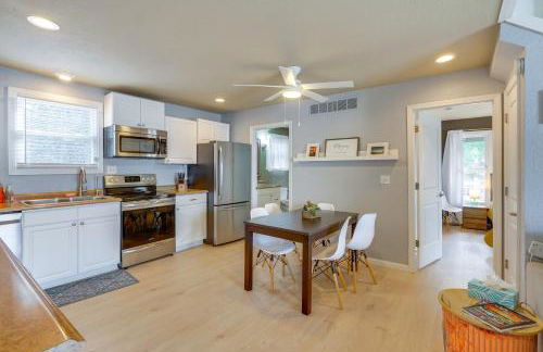 Lakefront Ozarks Home Deck and Boat Dock! - Foto 7