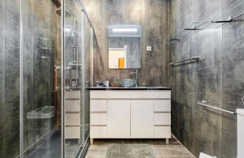 GuestReady - Enchanting Retreat in Paço de Arcos - Foto 25