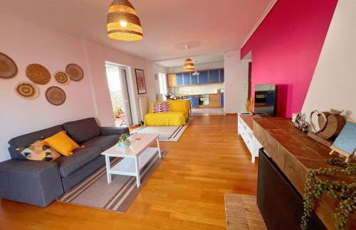 Cozy fairytal garden apartment, Family Friendly, Free parking, 15 Min to Airport - Foto 10