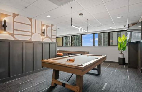 Cozy 2 bedroom condo by lakeshore - Foto 25