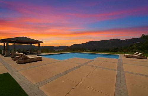 Private Gated 6BR Luxury Estate, Gym, Lake View - Foto 79