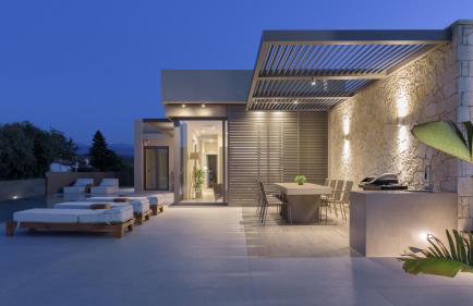 Amalthia Villa, Heated Pool & Walk to the Beach, By ThinkVilla - Photo 14